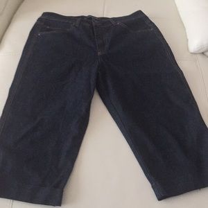 Capri jeans
